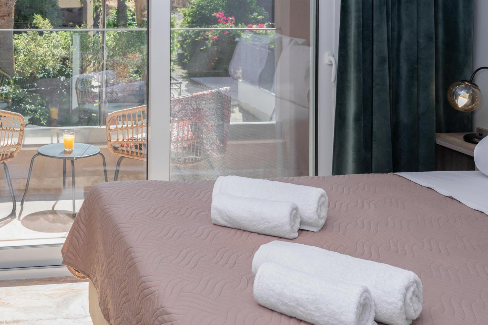 Mk Summer Breeze Luxury Apartments Agia Pelagia  Exterior foto